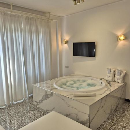 Eveline Portosole Hotel San Remo Zewnętrze zdjęcie