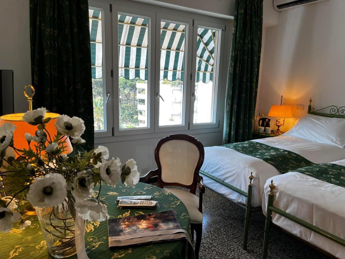 Eveline Portosole Hotel San Remo Zewnętrze zdjęcie