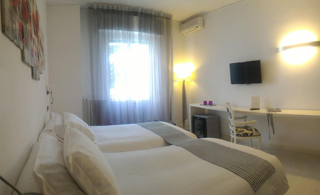 Eveline Portosole Hotel San Remo Zewnętrze zdjęcie