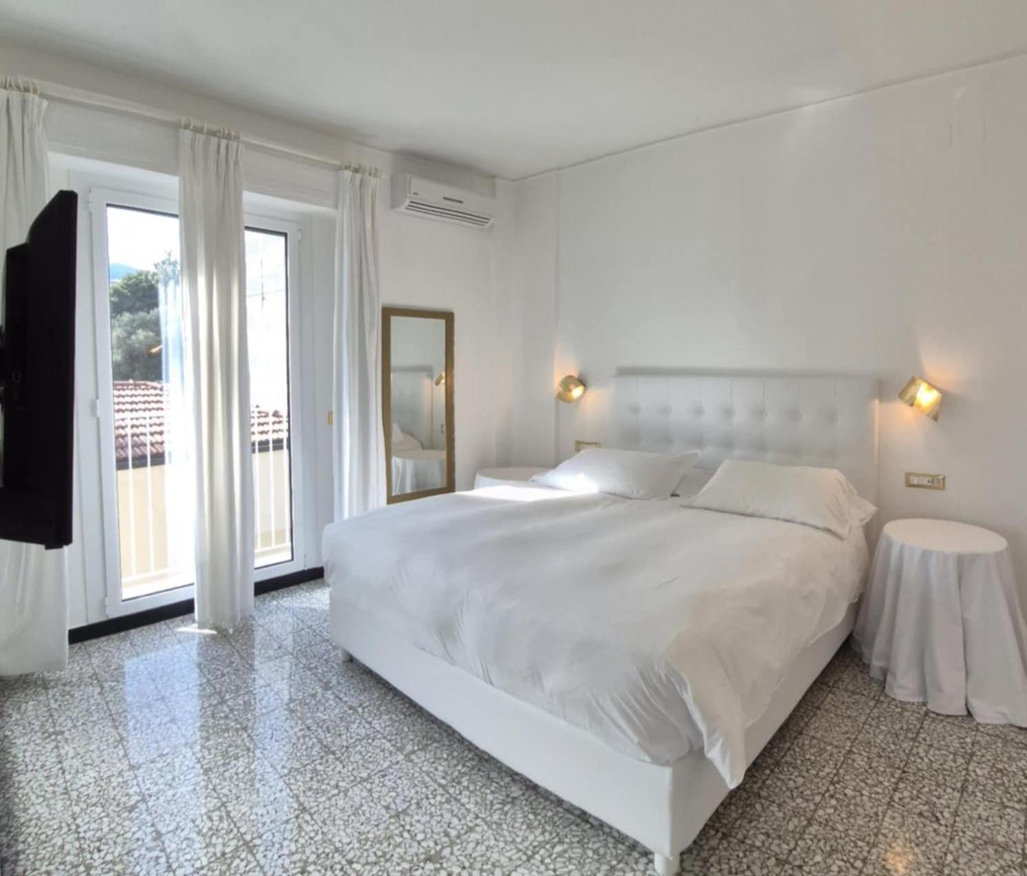 Eveline Portosole Hotel San Remo Zewnętrze zdjęcie